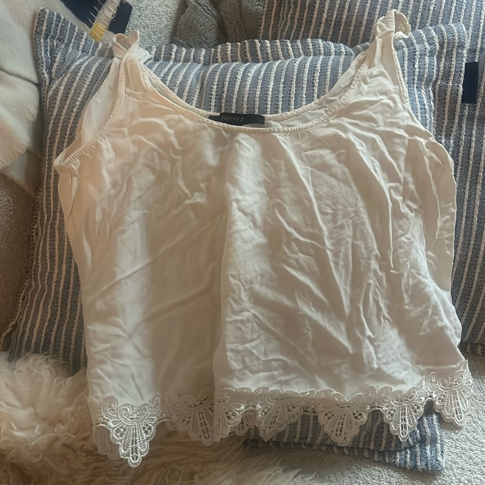 Cute summer top Forever 21